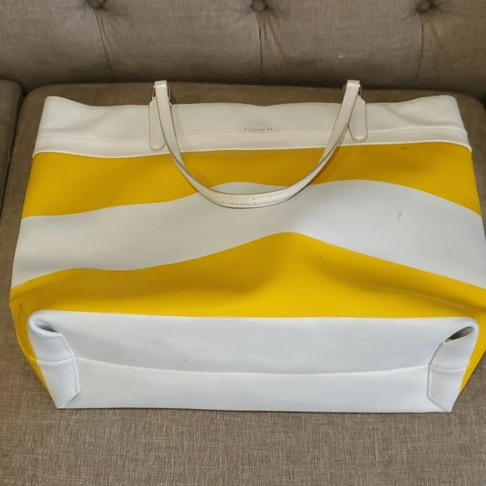 Coach sunburst yellow white stripe shoulder bag - Picture 16 of 16